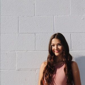 Meet your Posher, Isabella